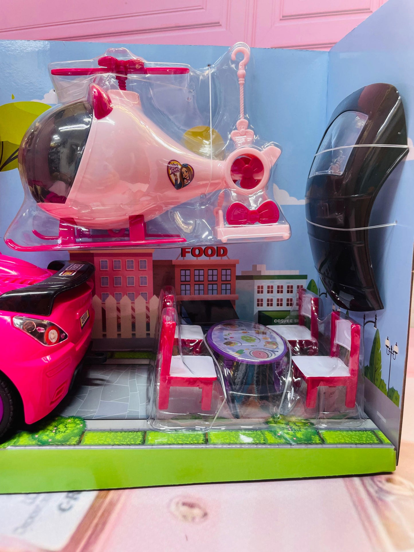 SET CARRO Y HELICOPTERO BARBIE