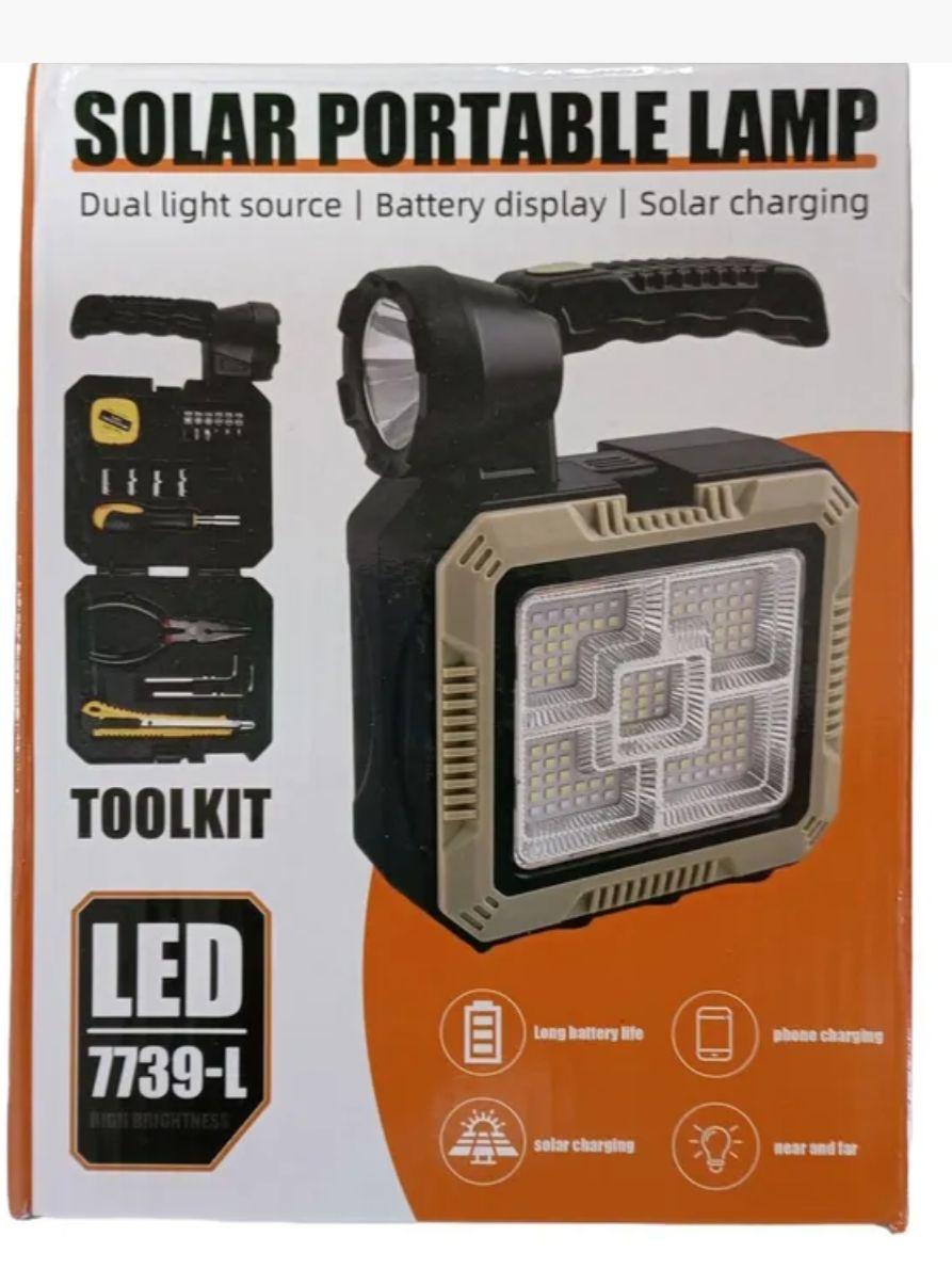 LAMPARA SOLAR CON KIT DE HERRAMIENTAS