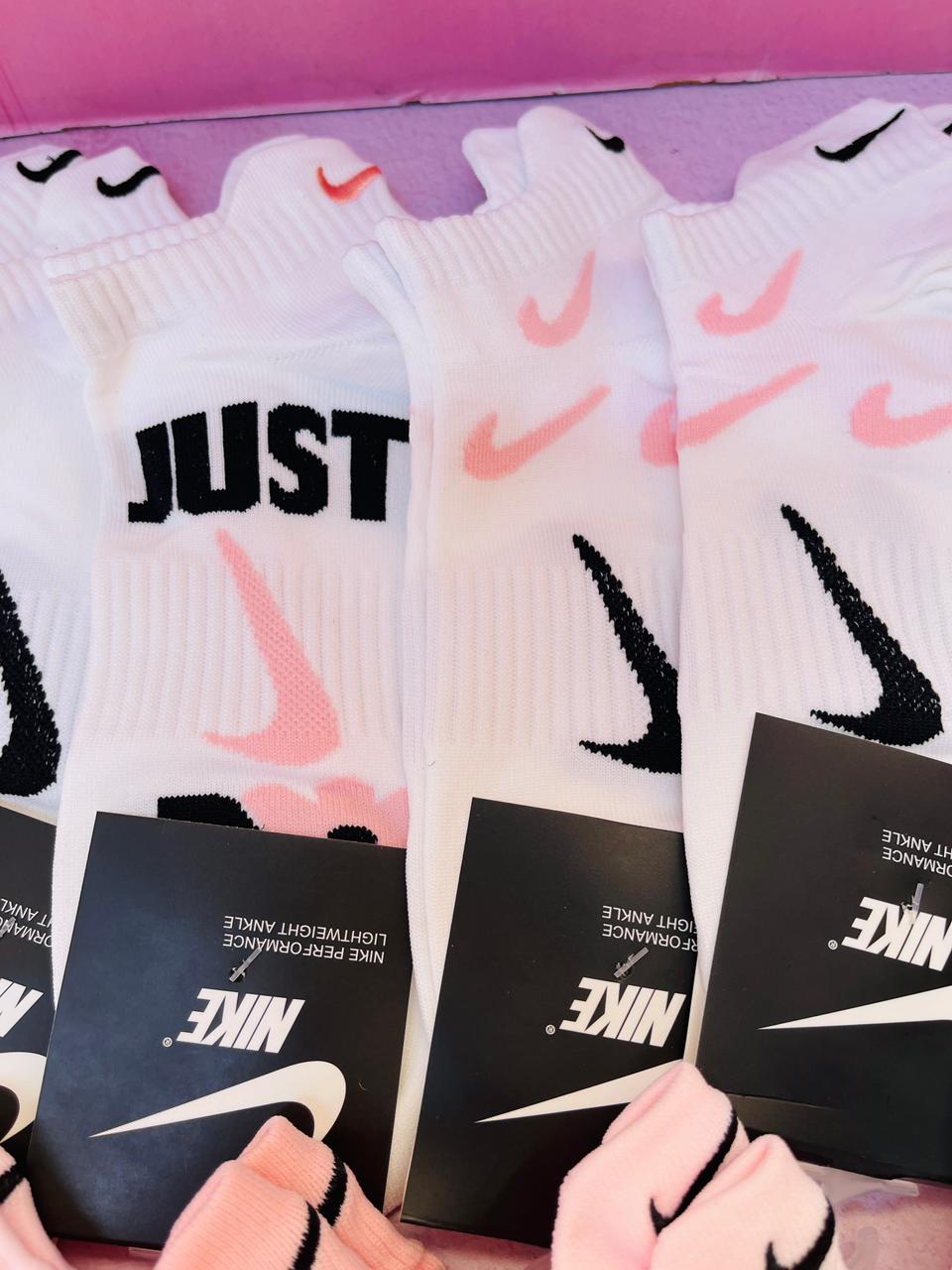 MEDIA CORTA NIKE