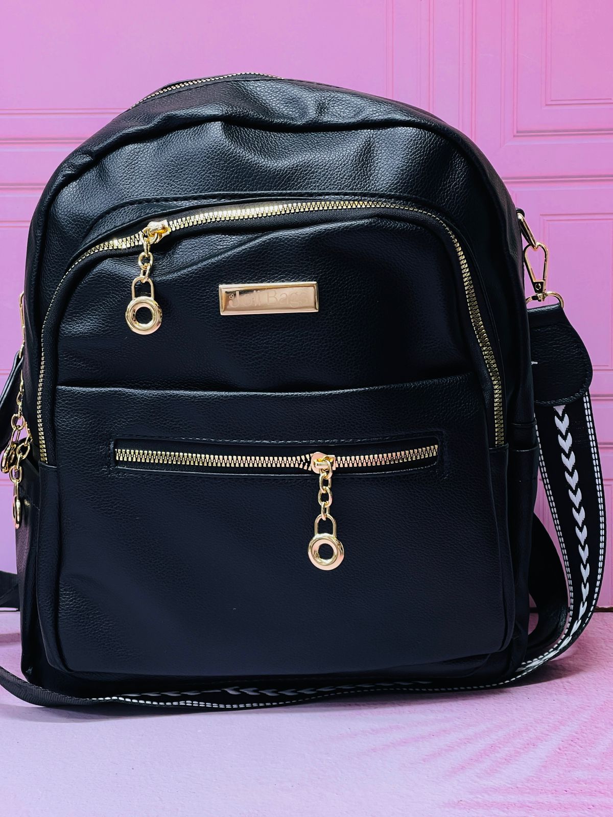 MORRAL DAMA